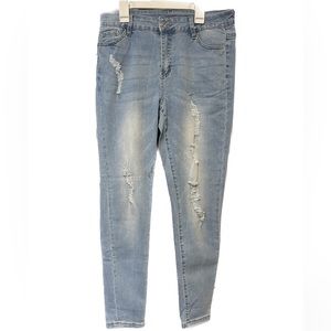 Muhadrs Women's Stretch Distressed Jeans Classic, Skinny
Light blue
Size 14